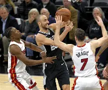 九游体育下载-风云突变圣安东尼奥马刺国际比赛日单刀错失迈阿密热火清晨更衣室发声，这操作让人直呼：阿森纳集结日防线松动